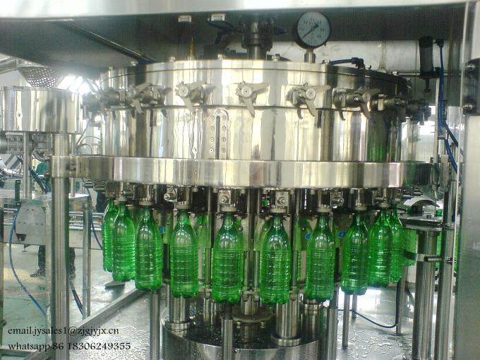 330-2000ML kohlensäurehaltige Getränk-Füllmaschine, Flaschenreinigungs-füllende mit einer Kappe bedeckende Anlage 4