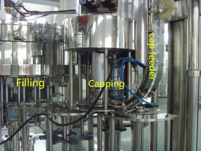 Hohe Leistungsfähigkeits-automatische gekohlte Getränk-Füllmaschine-einfache Operation 1