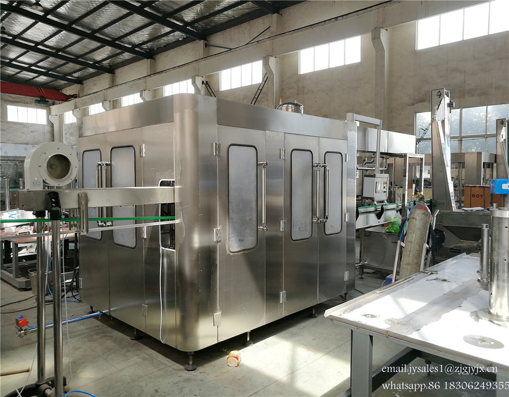 Complete Carbonated Drink Filling Machine / Bottling Juice Equipment